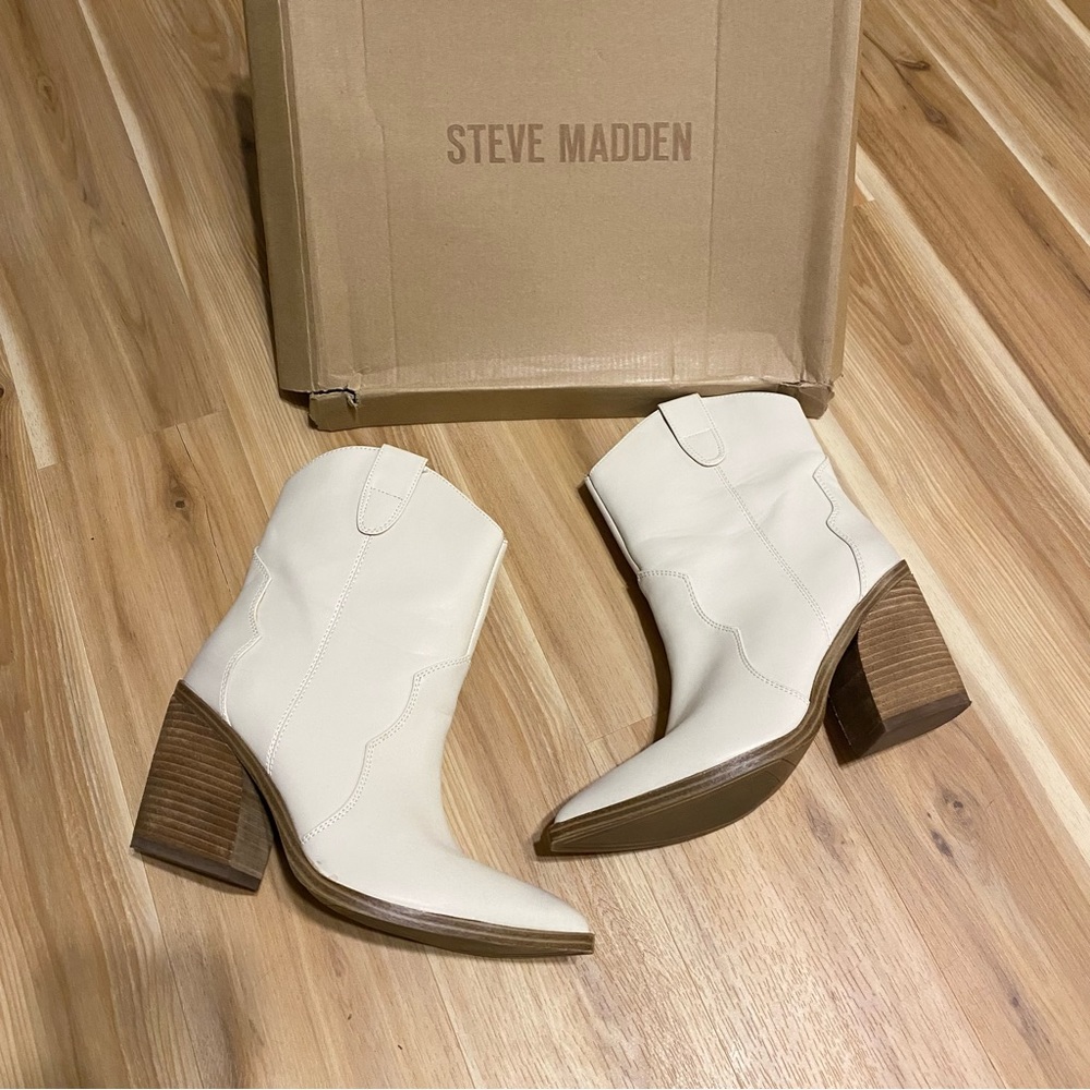 Steve Madden Ankle Cowboy Boots - Picture 1 of 4